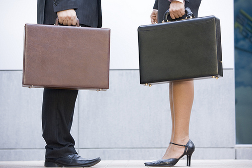 http://www.new-corner.com/wp-content/uploads/2014/06/women-in-business.jpg